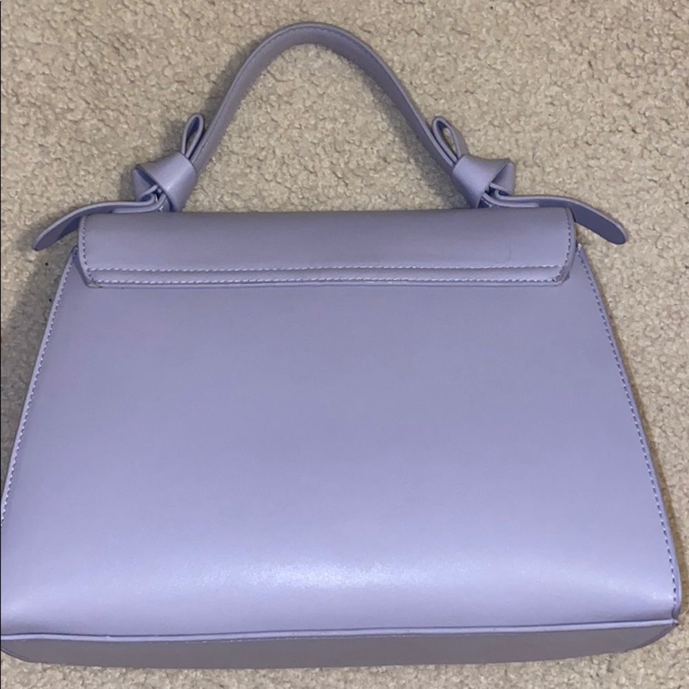 Lilac purse - Picture 3 of 3